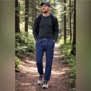 Stio Mens Pinedale Jogger Size Medium
Color: Mountain Shadow Regular Inseam NWT